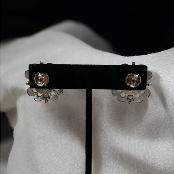 Vintage Avon Art Deco Crystal Rhinestone Earrings 1” - Picture 4 of 8